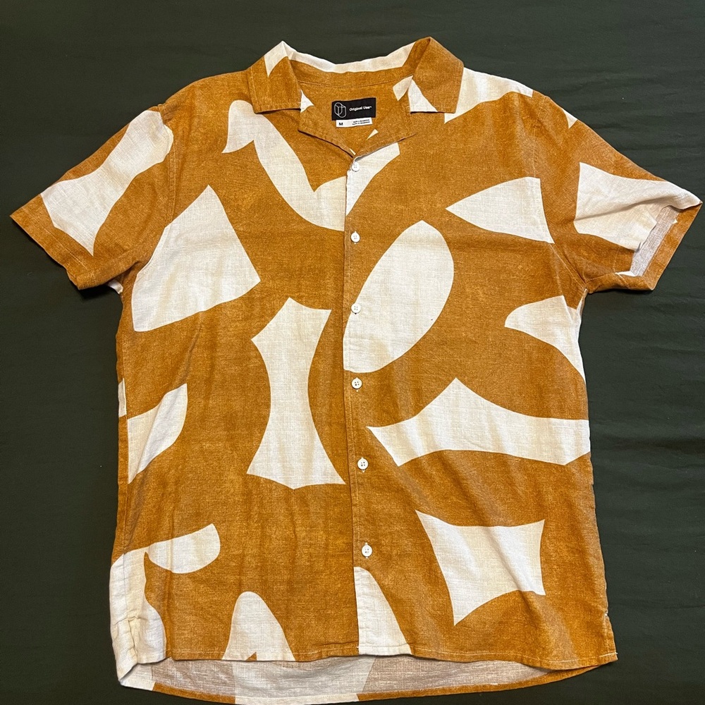 Men's Original Use Orange and White Patterned Shirt